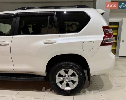 Белый Тойота Ленд Крузер Прадо, объемом двигателя 2.98 л и пробегом 112 тыс. км за 31900 $, фото 29 на Automoto.ua