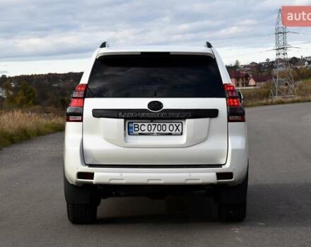 Белый Тойота Ленд Крузер Прадо, объемом двигателя 3 л и пробегом 231 тыс. км за 31700 $, фото 12 на Automoto.ua