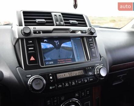 Белый Тойота Ленд Крузер Прадо, объемом двигателя 3 л и пробегом 231 тыс. км за 31700 $, фото 63 на Automoto.ua