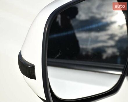 Белый Тойота Ленд Крузер Прадо, объемом двигателя 3 л и пробегом 231 тыс. км за 31700 $, фото 27 на Automoto.ua