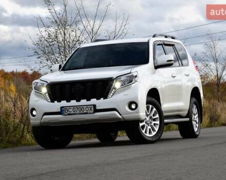 Белый Тойота Ленд Крузер Прадо, объемом двигателя 3 л и пробегом 231 тыс. км за 31700 $, фото 2 на Automoto.ua