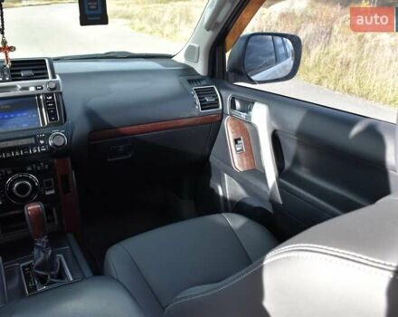 Белый Тойота Ленд Крузер Прадо, объемом двигателя 3 л и пробегом 231 тыс. км за 31700 $, фото 47 на Automoto.ua