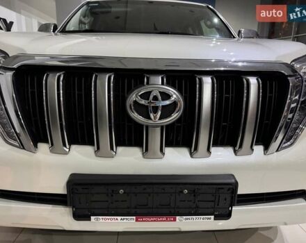 Белый Тойота Ленд Крузер Прадо, объемом двигателя 2.98 л и пробегом 112 тыс. км за 31900 $, фото 2 на Automoto.ua