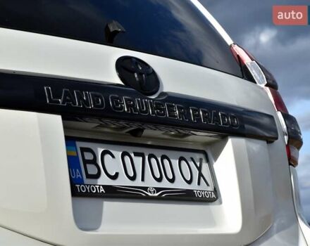 Белый Тойота Ленд Крузер Прадо, объемом двигателя 3 л и пробегом 231 тыс. км за 31700 $, фото 34 на Automoto.ua