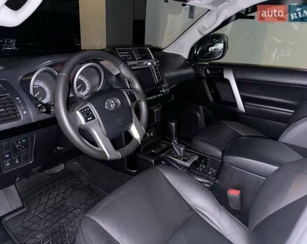 Белый Тойота Ленд Крузер Прадо, объемом двигателя 2.98 л и пробегом 112 тыс. км за 31900 $, фото 65 на Automoto.ua