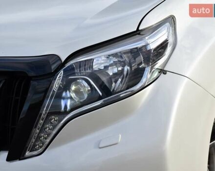 Белый Тойота Ленд Крузер Прадо, объемом двигателя 3 л и пробегом 231 тыс. км за 31700 $, фото 18 на Automoto.ua