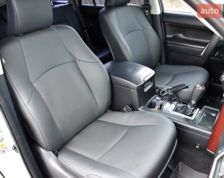 Белый Тойота Ленд Крузер Прадо, объемом двигателя 3 л и пробегом 231 тыс. км за 31700 $, фото 70 на Automoto.ua