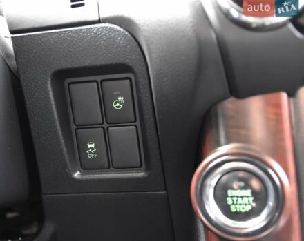 Белый Тойота Ленд Крузер Прадо, объемом двигателя 3 л и пробегом 231 тыс. км за 31700 $, фото 64 на Automoto.ua