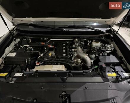 Белый Тойота Ленд Крузер Прадо, объемом двигателя 2.98 л и пробегом 112 тыс. км за 31900 $, фото 6 на Automoto.ua