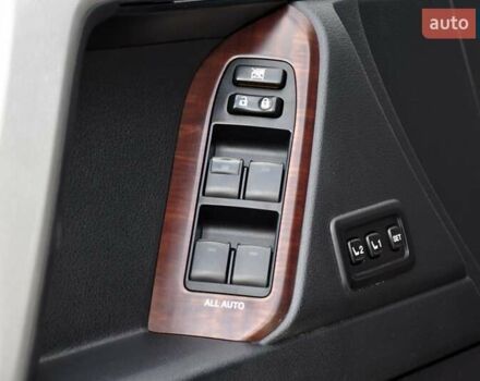 Белый Тойота Ленд Крузер Прадо, объемом двигателя 3 л и пробегом 231 тыс. км за 31700 $, фото 60 на Automoto.ua