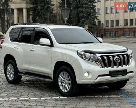 Белый Тойота Ленд Крузер Прадо, объемом двигателя 2.8 л и пробегом 280 тыс. км за 26999 $, фото 12 на Automoto.ua