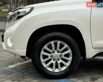 Белый Тойота Ленд Крузер Прадо, объемом двигателя 2.8 л и пробегом 280 тыс. км за 26999 $, фото 41 на Automoto.ua