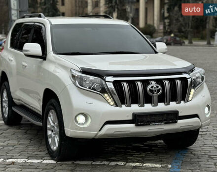 Белый Тойота Ленд Крузер Прадо, объемом двигателя 2.8 л и пробегом 280 тыс. км за 26999 $, фото 10 на Automoto.ua
