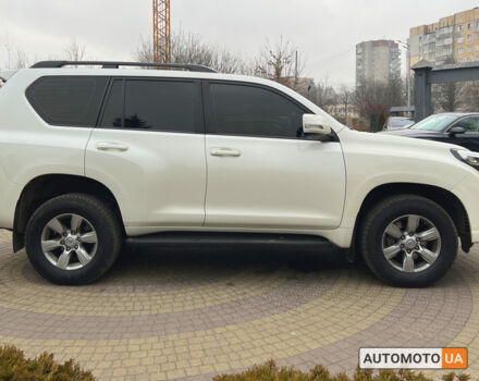 Тойота Ленд Крузер Прадо 2016 в Львове на Automoto.ua Белый Тойота Ленд Крузер Прадо, объемом двигателя 2.8 л и пробегом 146 тыс. км за 34350 $, фото 7 на Automoto.ua