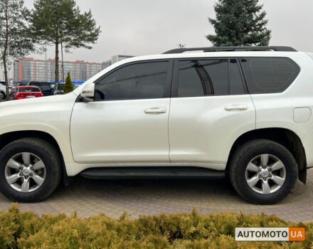 Тойота Ленд Крузер Прадо 2016 в Львове на Automoto.ua Белый Тойота Ленд Крузер Прадо, объемом двигателя 2.8 л и пробегом 146 тыс. км за 34350 $, фото 3 на Automoto.ua