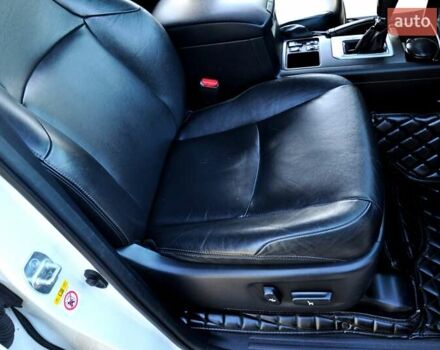 Білий Тойота Ленд Крузер Прадо, об'ємом двигуна 2.7 л та пробігом 145 тис. км за 25500 $, фото 31 на Automoto.ua