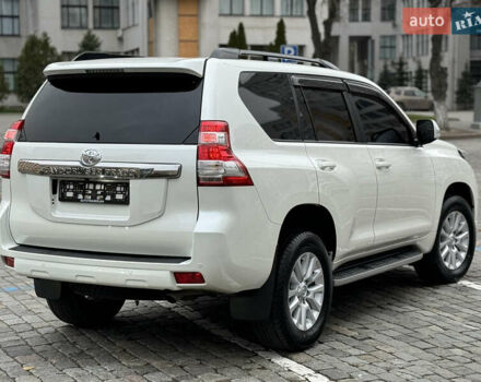 Белый Тойота Ленд Крузер Прадо, объемом двигателя 2.8 л и пробегом 280 тыс. км за 26999 $, фото 20 на Automoto.ua