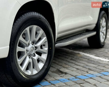 Белый Тойота Ленд Крузер Прадо, объемом двигателя 2.8 л и пробегом 280 тыс. км за 26999 $, фото 42 на Automoto.ua