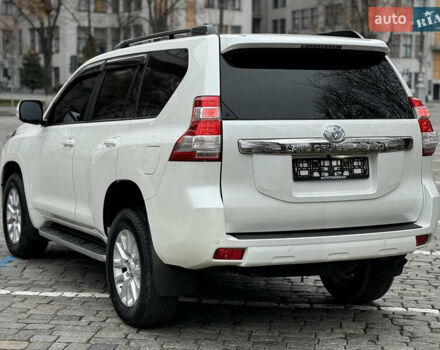 Белый Тойота Ленд Крузер Прадо, объемом двигателя 2.8 л и пробегом 280 тыс. км за 26999 $, фото 15 на Automoto.ua