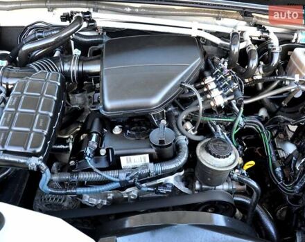 Білий Тойота Ленд Крузер Прадо, об'ємом двигуна 2.7 л та пробігом 145 тис. км за 25500 $, фото 2 на Automoto.ua