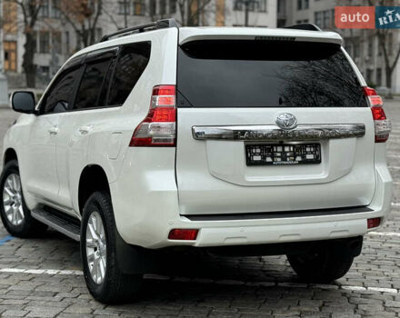 Белый Тойота Ленд Крузер Прадо, объемом двигателя 2.8 л и пробегом 280 тыс. км за 26999 $, фото 19 на Automoto.ua