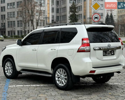 Белый Тойота Ленд Крузер Прадо, объемом двигателя 2.8 л и пробегом 280 тыс. км за 26999 $, фото 17 на Automoto.ua
