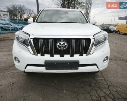 Белый Тойота Ленд Крузер Прадо, объемом двигателя 2.8 л и пробегом 154 тыс. км за 21600 $, фото 4 на Automoto.ua