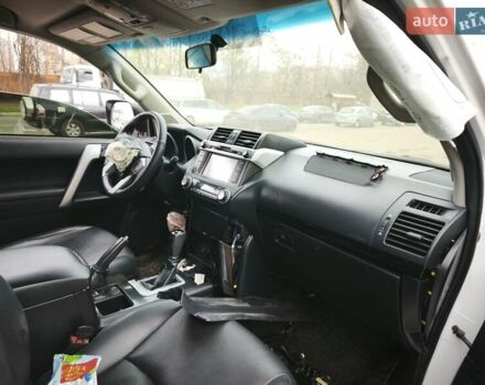 Белый Тойота Ленд Крузер Прадо, объемом двигателя 2.8 л и пробегом 154 тыс. км за 21600 $, фото 13 на Automoto.ua