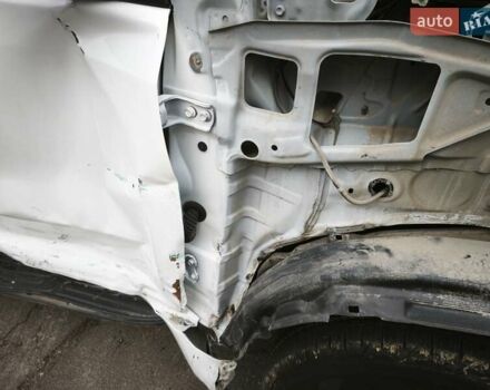 Белый Тойота Ленд Крузер Прадо, объемом двигателя 2.8 л и пробегом 154 тыс. км за 21600 $, фото 10 на Automoto.ua