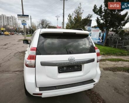 Белый Тойота Ленд Крузер Прадо, объемом двигателя 2.8 л и пробегом 154 тыс. км за 21600 $, фото 6 на Automoto.ua