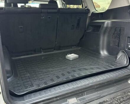 Белый Тойота Ленд Крузер Прадо, объемом двигателя 2.69 л и пробегом 153 тыс. км за 27900 $, фото 21 на Automoto.ua