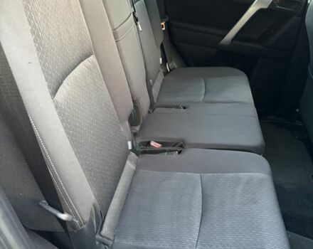 Білий Тойота Ленд Крузер Прадо, об'ємом двигуна 2.8 л та пробігом 98 тис. км за 35333 $, фото 10 на Automoto.ua