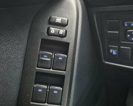 Белый Тойота Ленд Крузер Прадо, объемом двигателя 2.7 л и пробегом 83 тыс. км за 32950 $, фото 12 на Automoto.ua