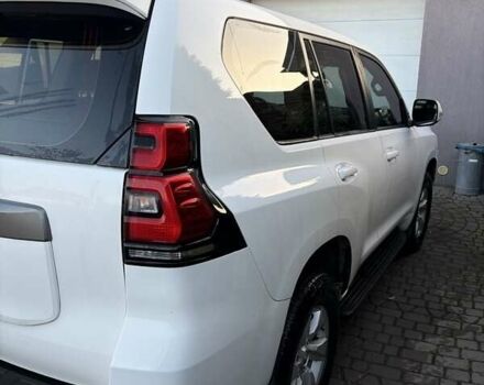 Белый Тойота Ленд Крузер Прадо, объемом двигателя 2.8 л и пробегом 98 тыс. км за 35333 $, фото 12 на Automoto.ua