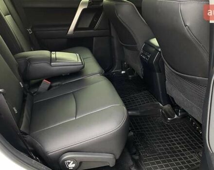 Тойота Ленд Крузер Прадо 2018 в Одессе на Automoto.ua Белый Тойота Ленд Крузер Прадо, объемом двигателя 2.69 л и пробегом 153 тыс. км за 29817 $, фото 7 на Automoto.ua