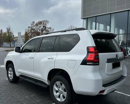 Белый Тойота Ленд Крузер Прадо, объемом двигателя 2.69 л и пробегом 153 тыс. км за 27900 $, фото 7 на Automoto.ua