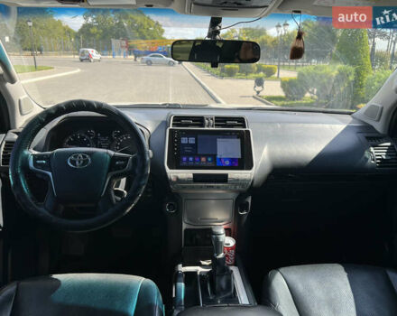 Білий Тойота Ленд Крузер Прадо, об'ємом двигуна 2.8 л та пробігом 126 тис. км за 42000 $, фото 12 на Automoto.ua