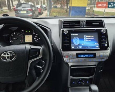 Белый Тойота Ленд Крузер Прадо, объемом двигателя 2.7 л и пробегом 83 тыс. км за 32950 $, фото 7 на Automoto.ua