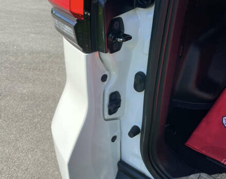 Тойота Ленд Крузер Прадо 2018 в Одессе на Automoto.ua Белый Тойота Ленд Крузер Прадо, объемом двигателя 2.69 л и пробегом 59 тыс. км за 33900 $, фото 14 на Automoto.ua