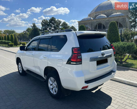 Білий Тойота Ленд Крузер Прадо, об'ємом двигуна 2.8 л та пробігом 126 тис. км за 42000 $, фото 3 на Automoto.ua