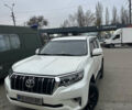 Белый Тойота Ленд Крузер Прадо, объемом двигателя 2.76 л и пробегом 293 тыс. км за 32500 $, фото 1 на Automoto.ua