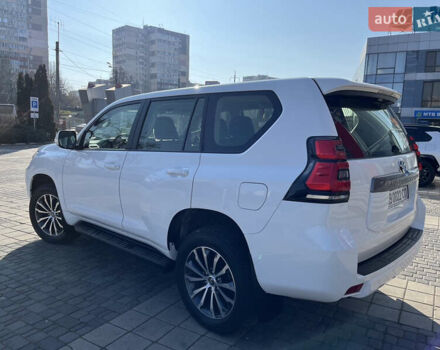 Тойота Ленд Крузер Прадо 2018 в Одессе на Automoto.ua Белый Тойота Ленд Крузер Прадо, объемом двигателя 2.69 л и пробегом 59 тыс. км за 33900 $, фото 7 на Automoto.ua