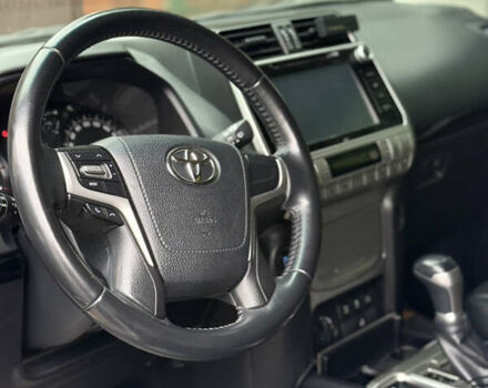 Белый Тойота Ленд Крузер Прадо, объемом двигателя 3.96 л и пробегом 140 тыс. км за 37500 $, фото 11 на Automoto.ua