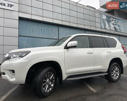 Белый Тойота Ленд Крузер Прадо, объемом двигателя 4 л и пробегом 64 тыс. км за 42900 $, фото 5 на Automoto.ua