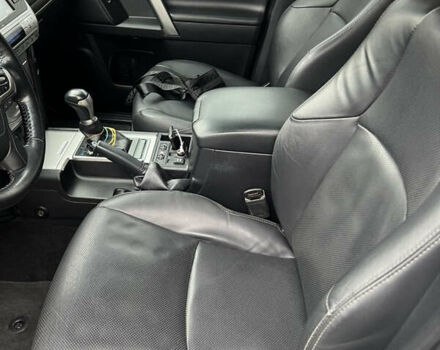 Білий Тойота Ленд Крузер Прадо, об'ємом двигуна 2.75 л та пробігом 243 тис. км за 38000 $, фото 11 на Automoto.ua