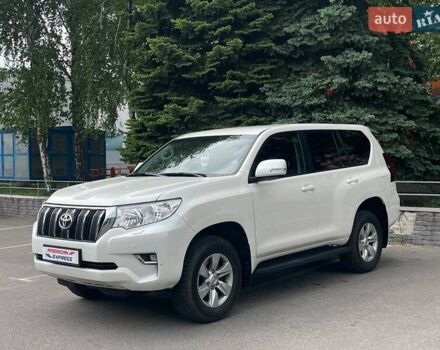 Білий Тойота Ленд Крузер Прадо, об'ємом двигуна 4 л та пробігом 72 тис. км за 38500 $, фото 8 на Automoto.ua