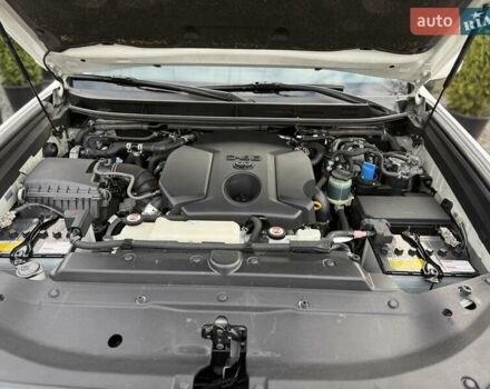 Белый Тойота Ленд Крузер Прадо, объемом двигателя 2.76 л и пробегом 141 тыс. км за 38500 $, фото 58 на Automoto.ua