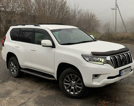 Белый Тойота Ленд Крузер Прадо, объемом двигателя 3.96 л и пробегом 71 тыс. км за 49999 $, фото 2 на Automoto.ua