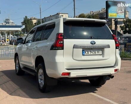 Белый Тойота Ленд Крузер Прадо, объемом двигателя 4 л и пробегом 119 тыс. км за 34950 $, фото 4 на Automoto.ua