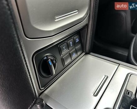 Белый Тойота Ленд Крузер Прадо, объемом двигателя 4 л и пробегом 119 тыс. км за 35450 $, фото 86 на Automoto.ua